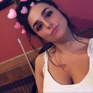 Meet your Posher, Katelyn